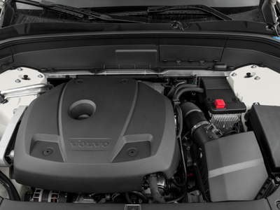 2018 Volvo XC90 T5 Momentum 5P