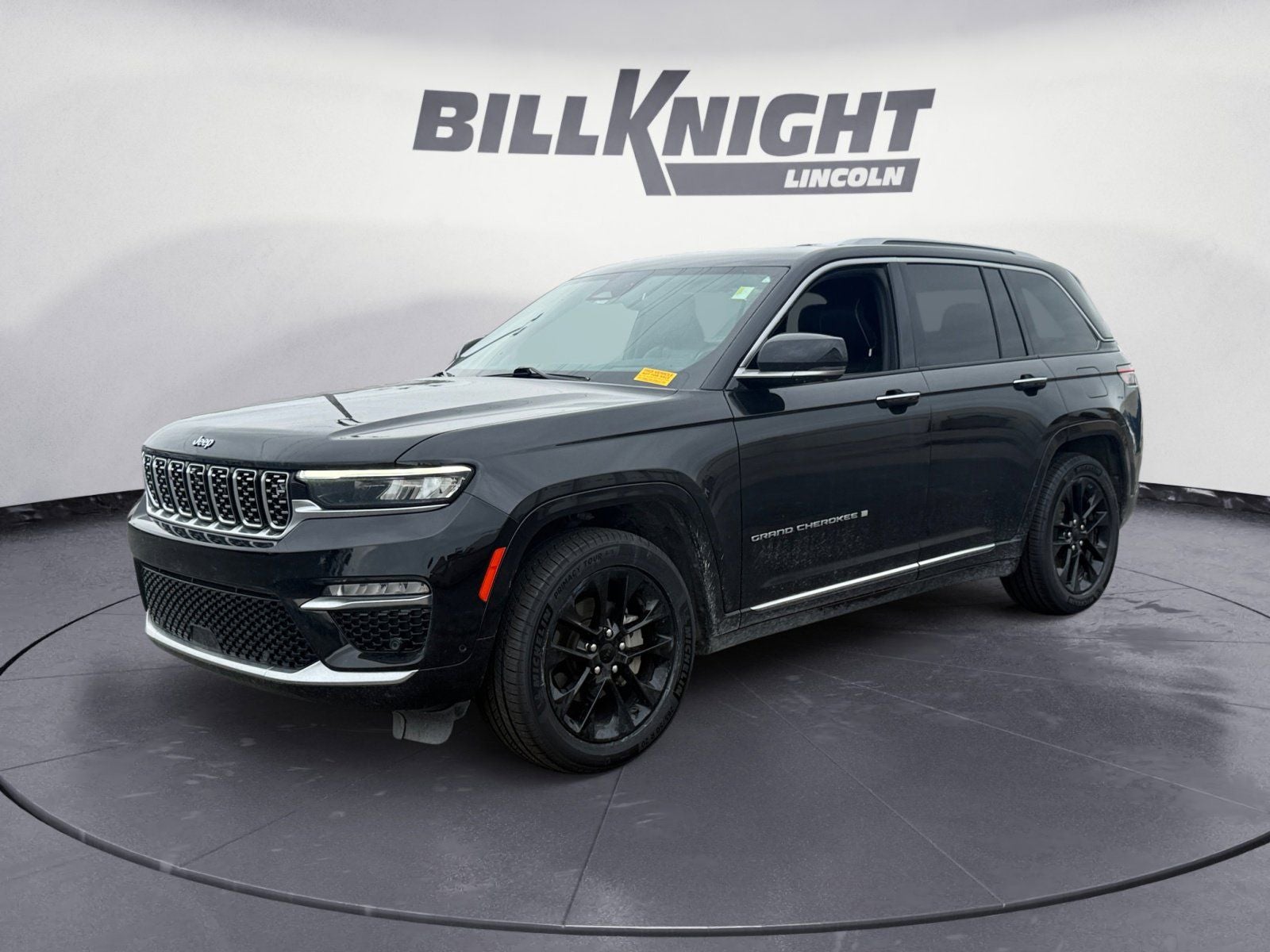 2023 Jeep Grand Cherokee Summit