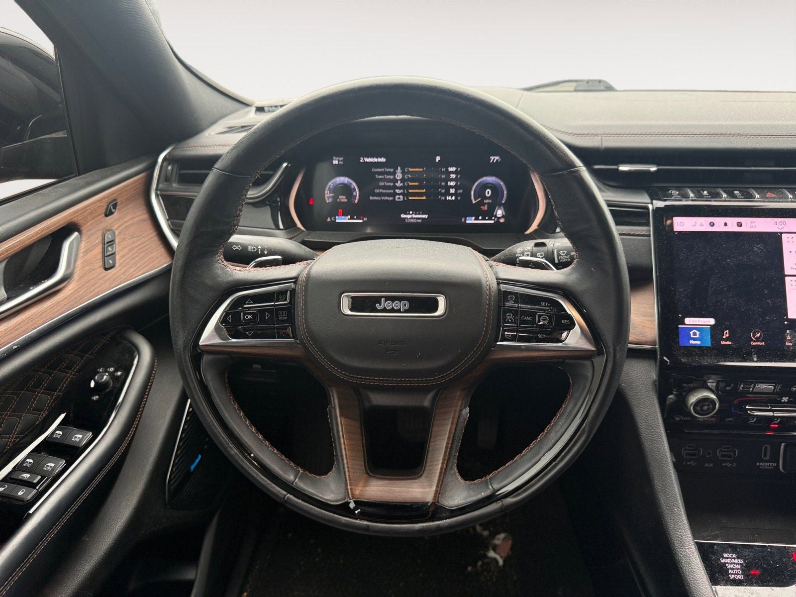 2023 Jeep Grand Cherokee Summit
