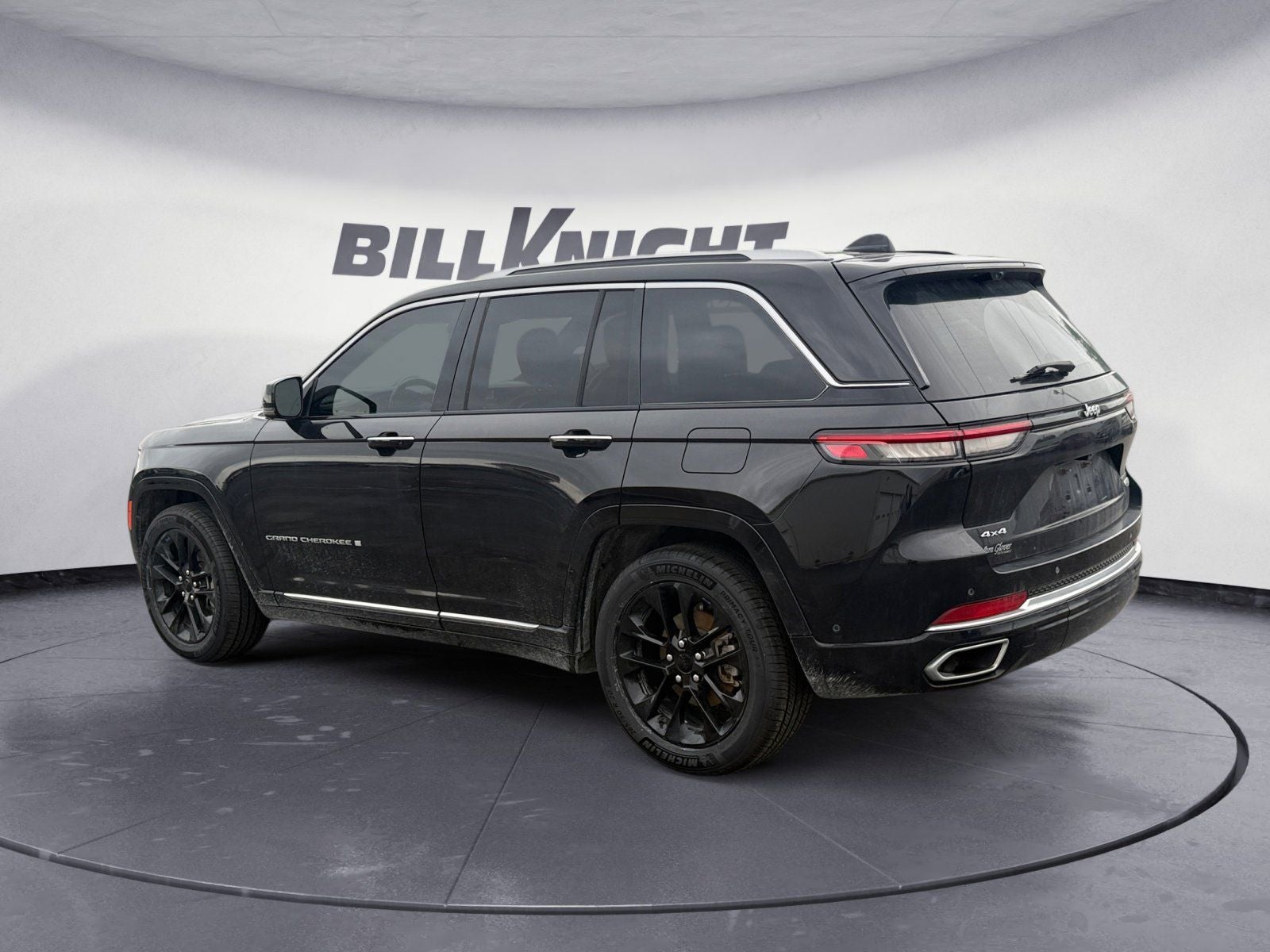2023 Jeep Grand Cherokee Summit