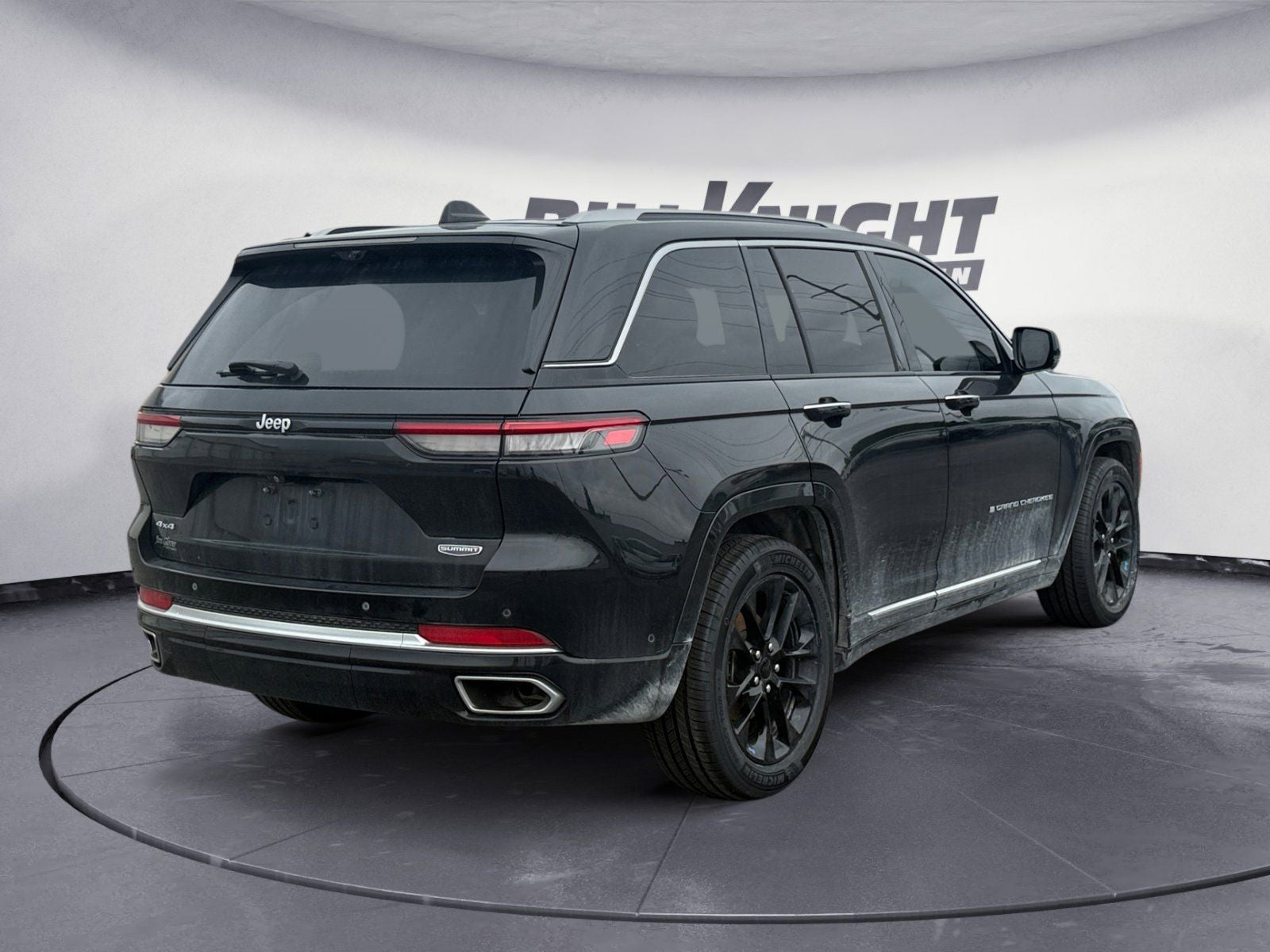 2023 Jeep Grand Cherokee Summit