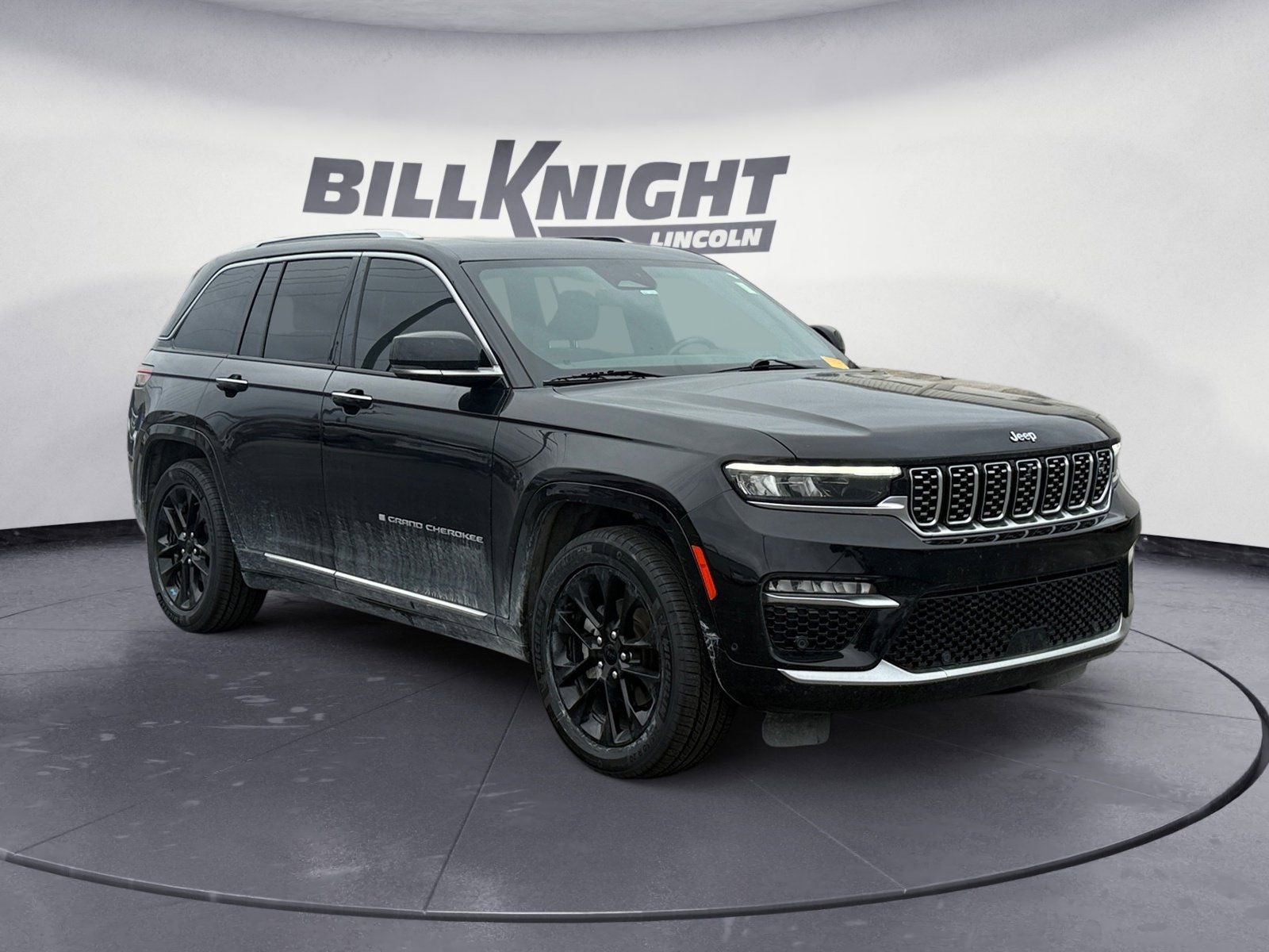 2023 Jeep Grand Cherokee Summit