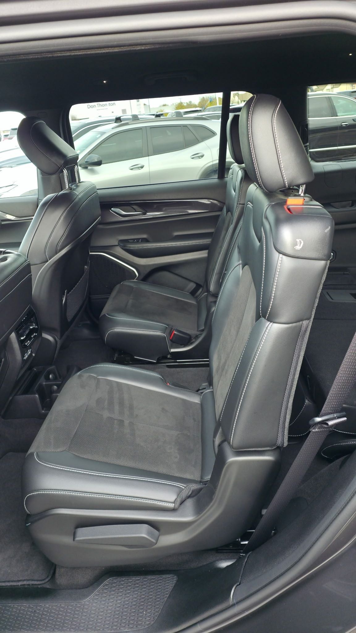 2022 Jeep Grand Cherokee L Altitude