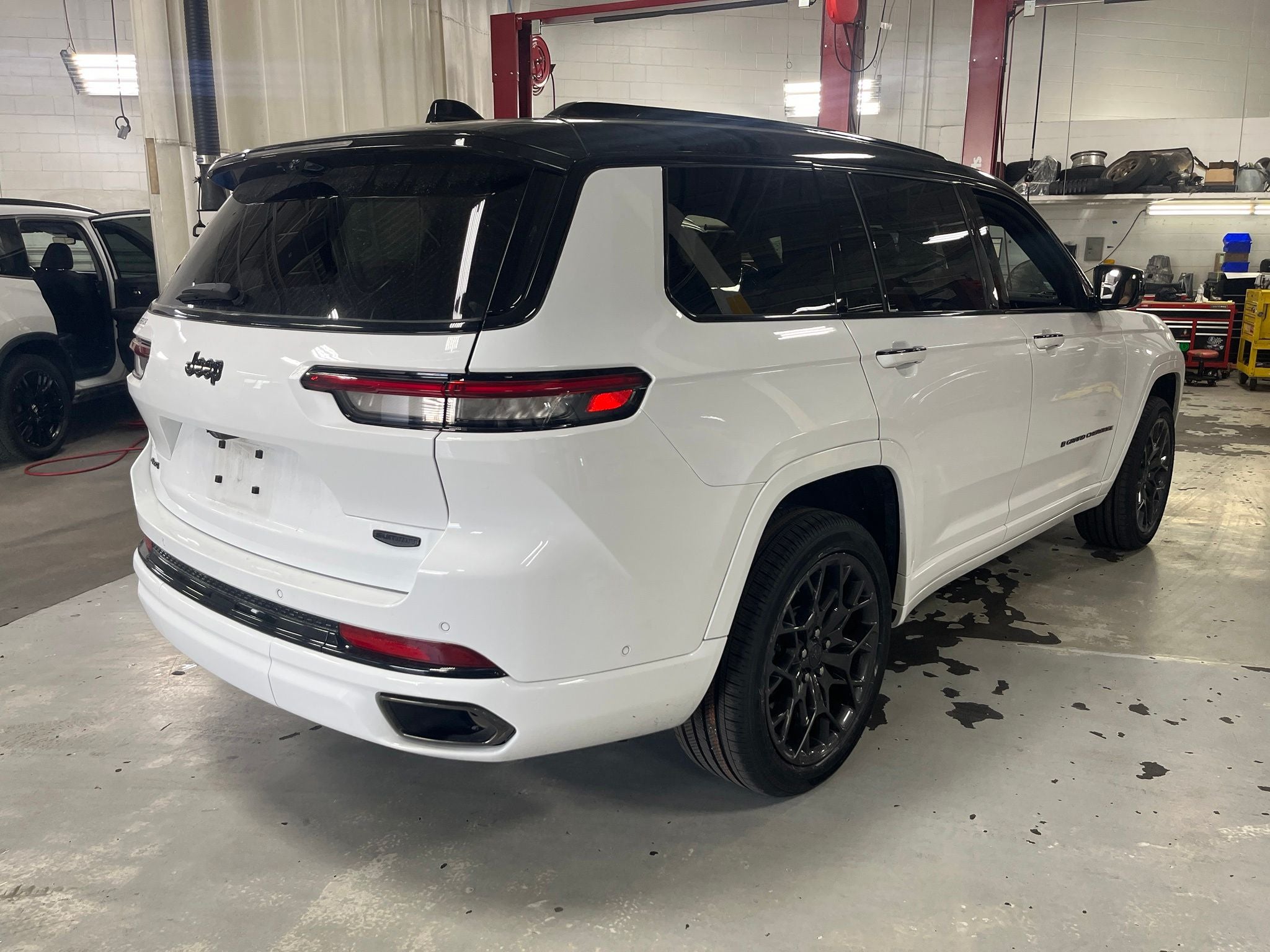 2024 Jeep Grand Cherokee L Summit
