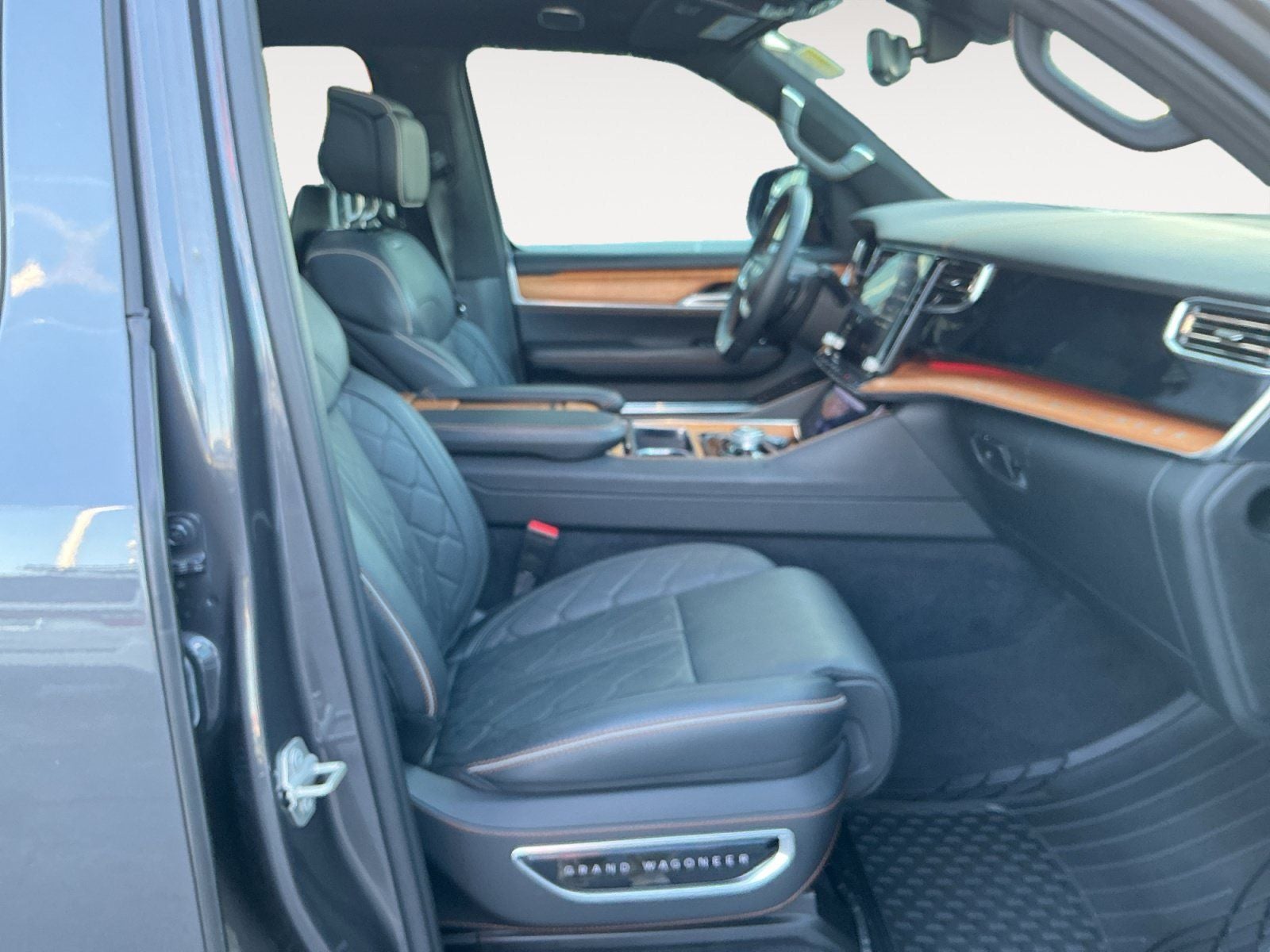 2024 Jeep Grand Wagoneer L Series III