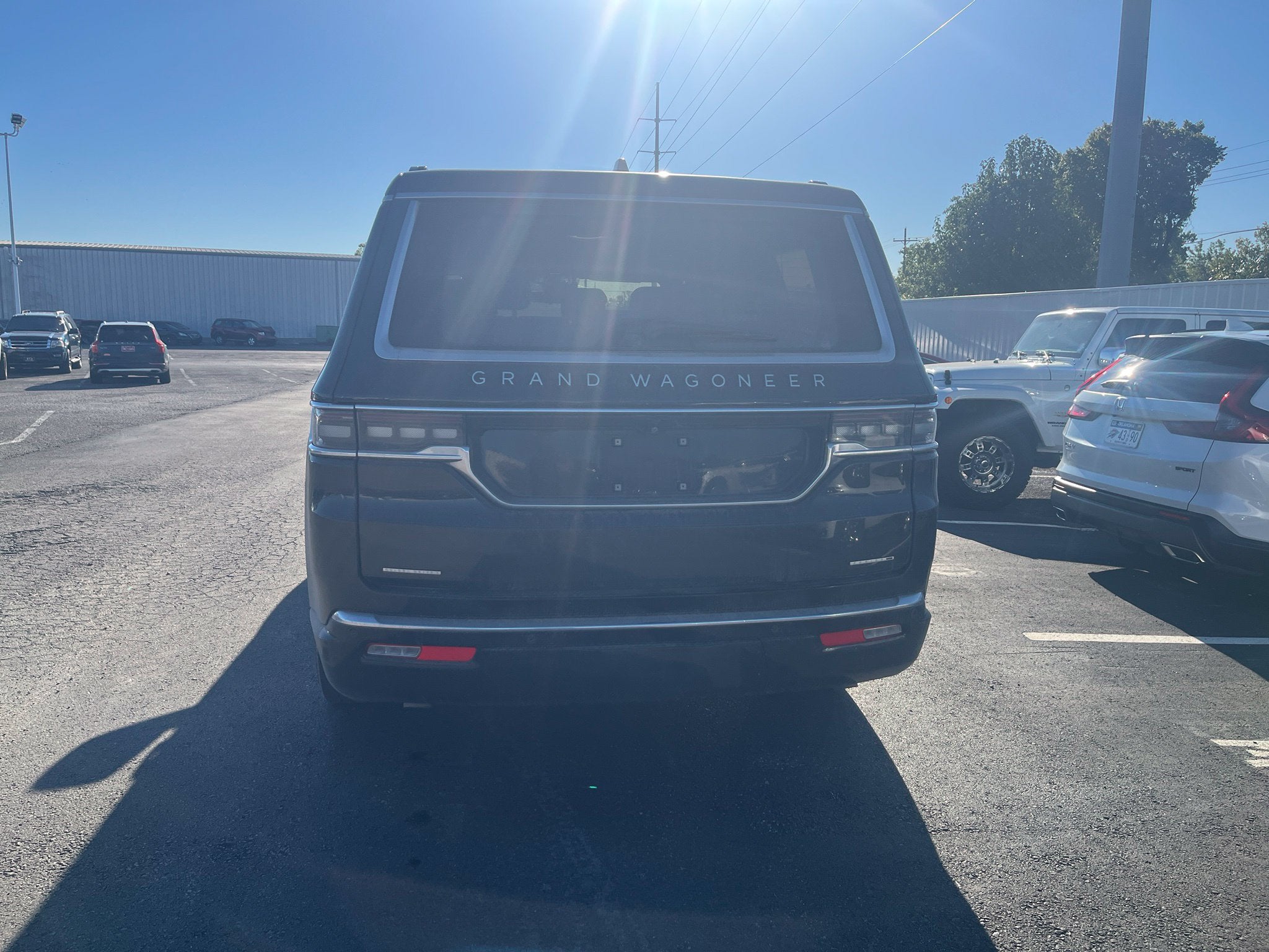 2022 Jeep Grand Wagoneer Series III