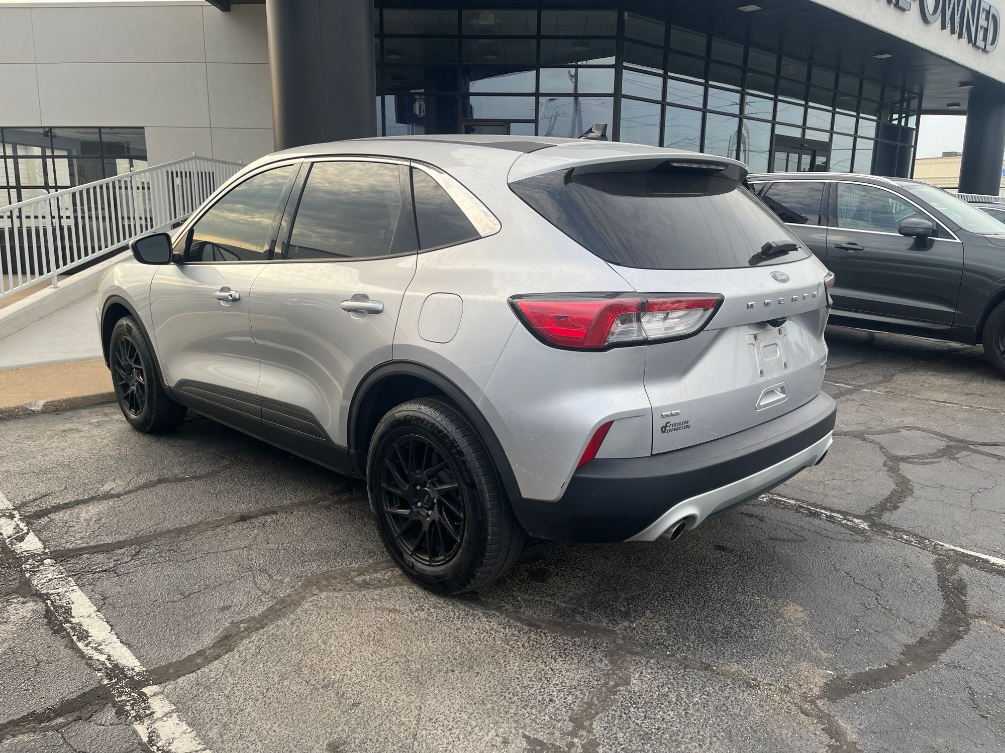 2020 Ford Escape SE
