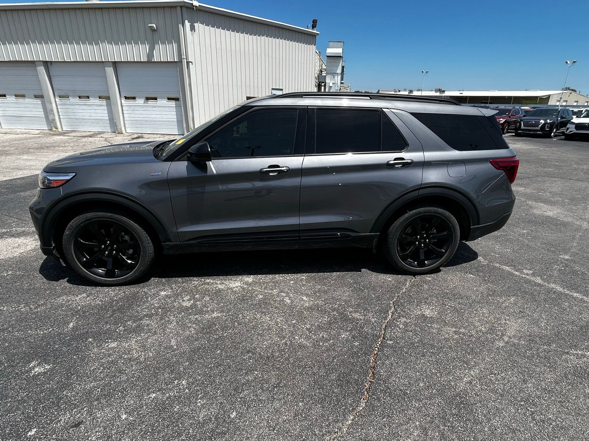 2024 Ford Explorer ST-Line