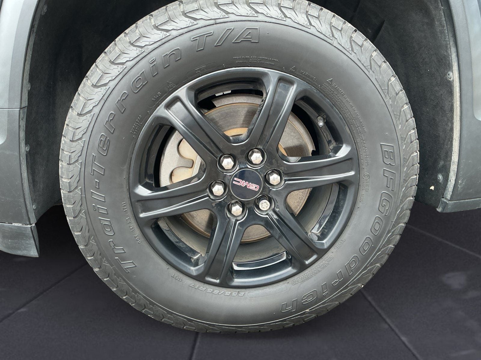 2020 GMC Acadia AT4