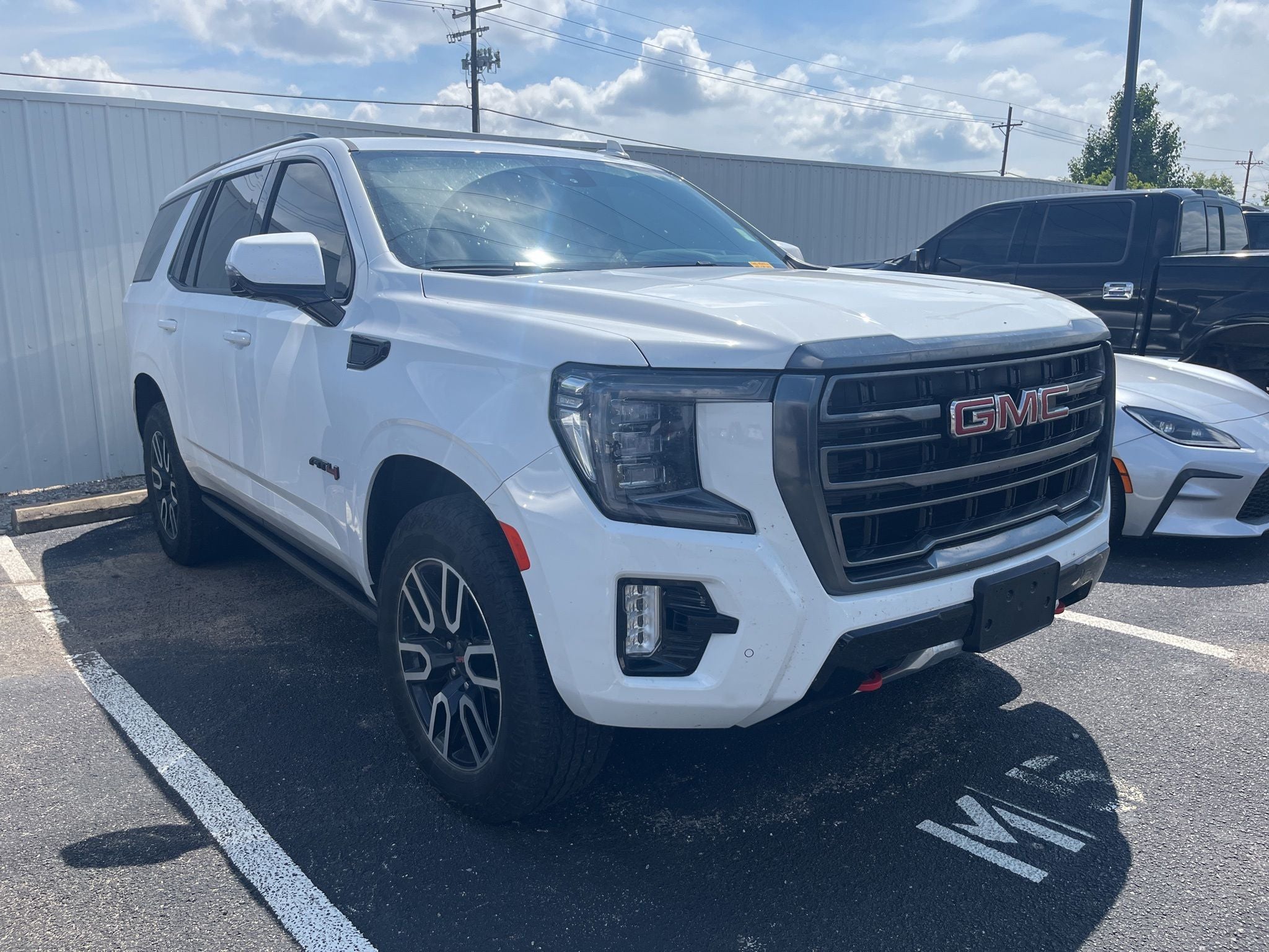 2023 GMC Yukon AT4