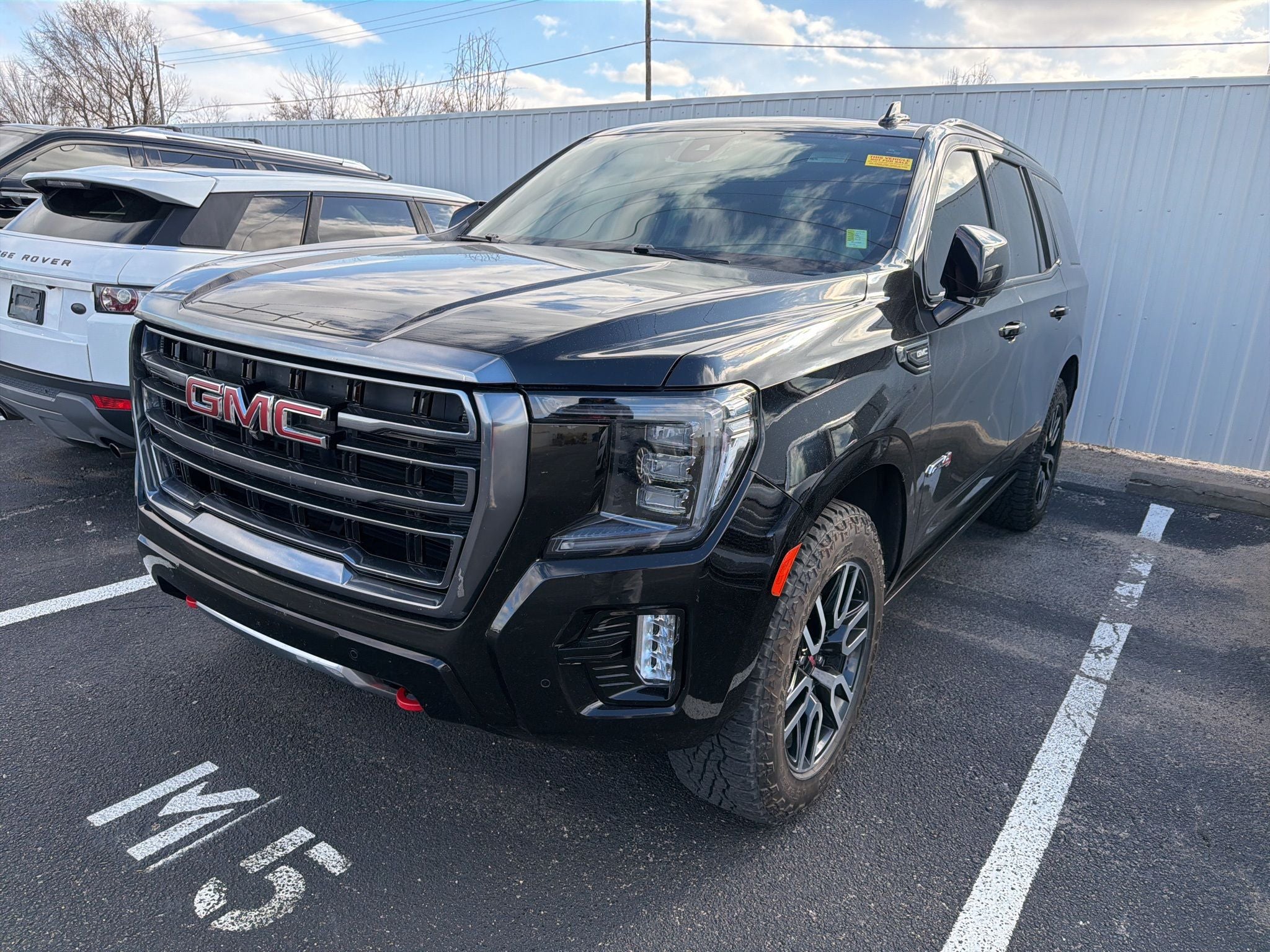 2023 GMC Yukon AT4