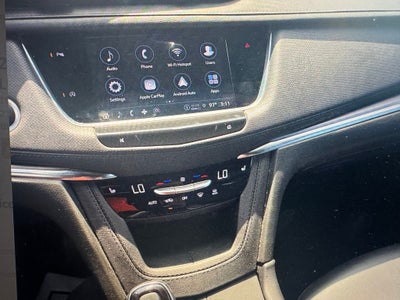 2023 Cadillac XT5 Luxury