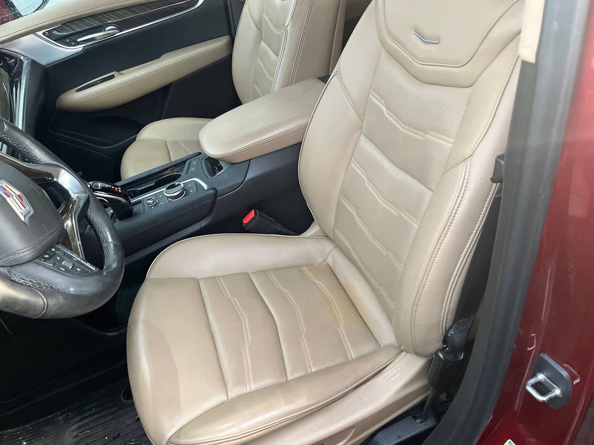 2023 Cadillac XT6 Premium Luxury