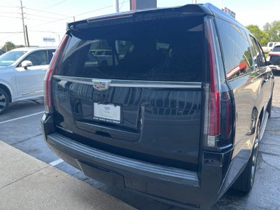 2017 Cadillac Escalade ESV Luxury