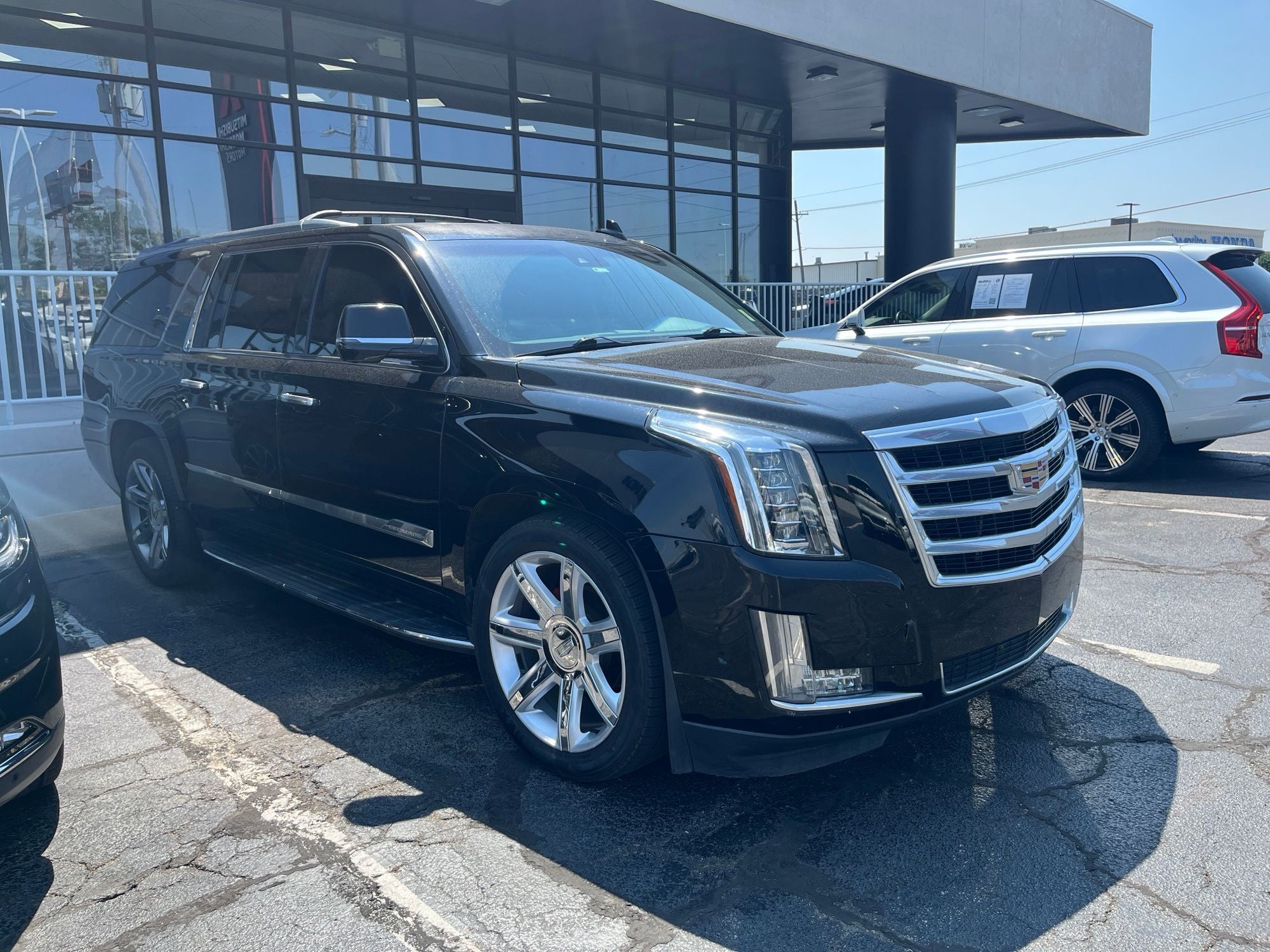 2017 Cadillac Escalade ESV Luxury