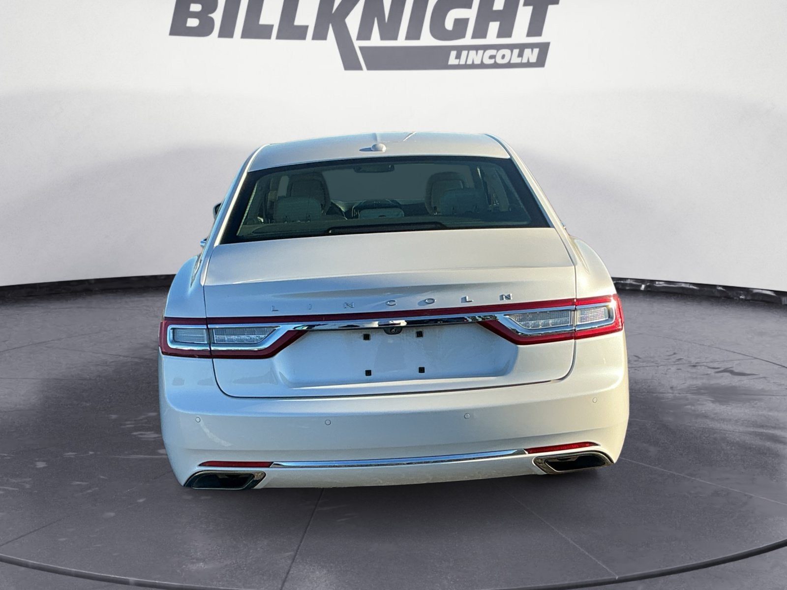 2017 Lincoln Continental Select