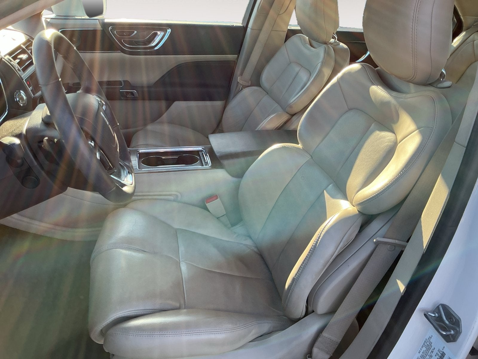 2017 Lincoln Continental Select