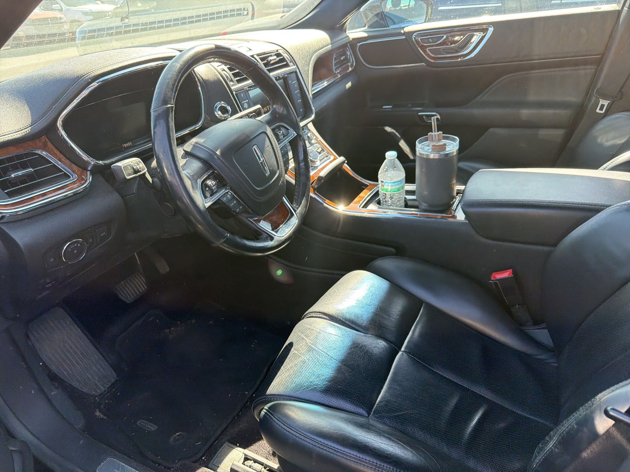 2017 Lincoln Continental Select