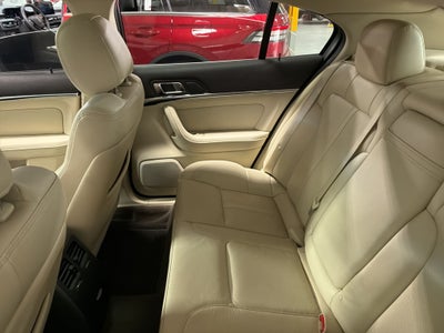 2013 Lincoln MKS Base