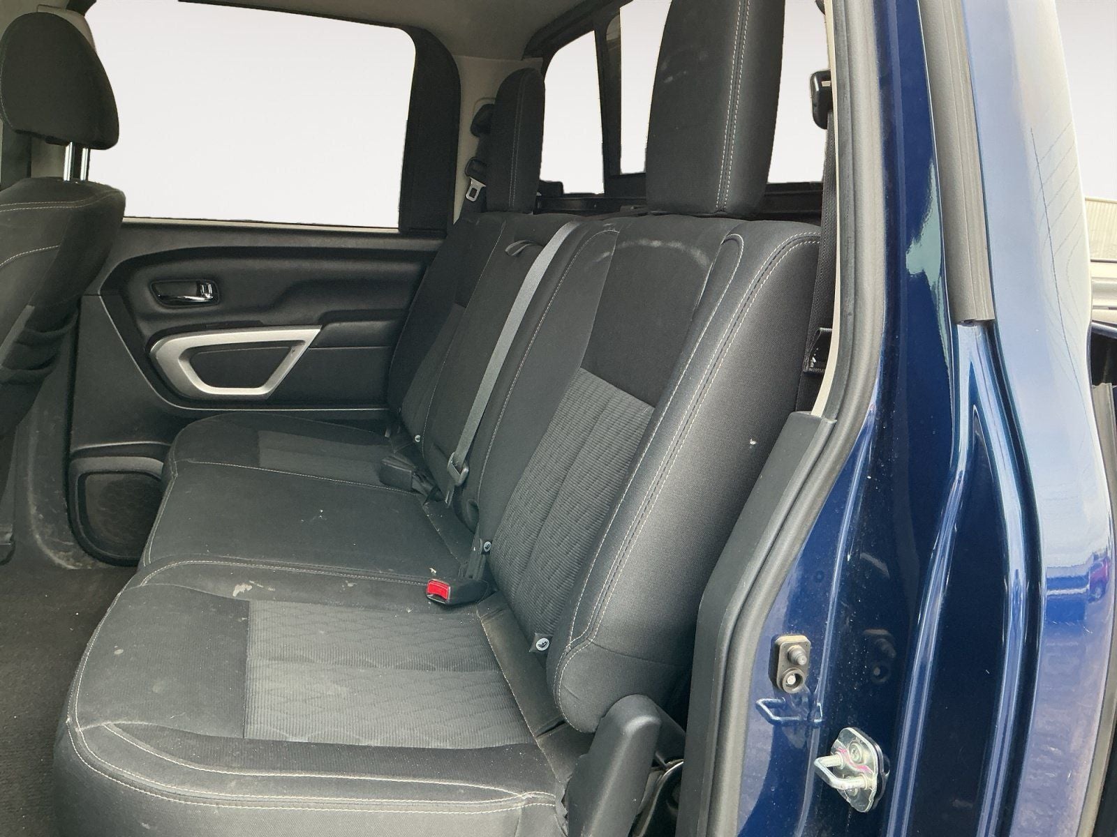 2019 Nissan Titan SV