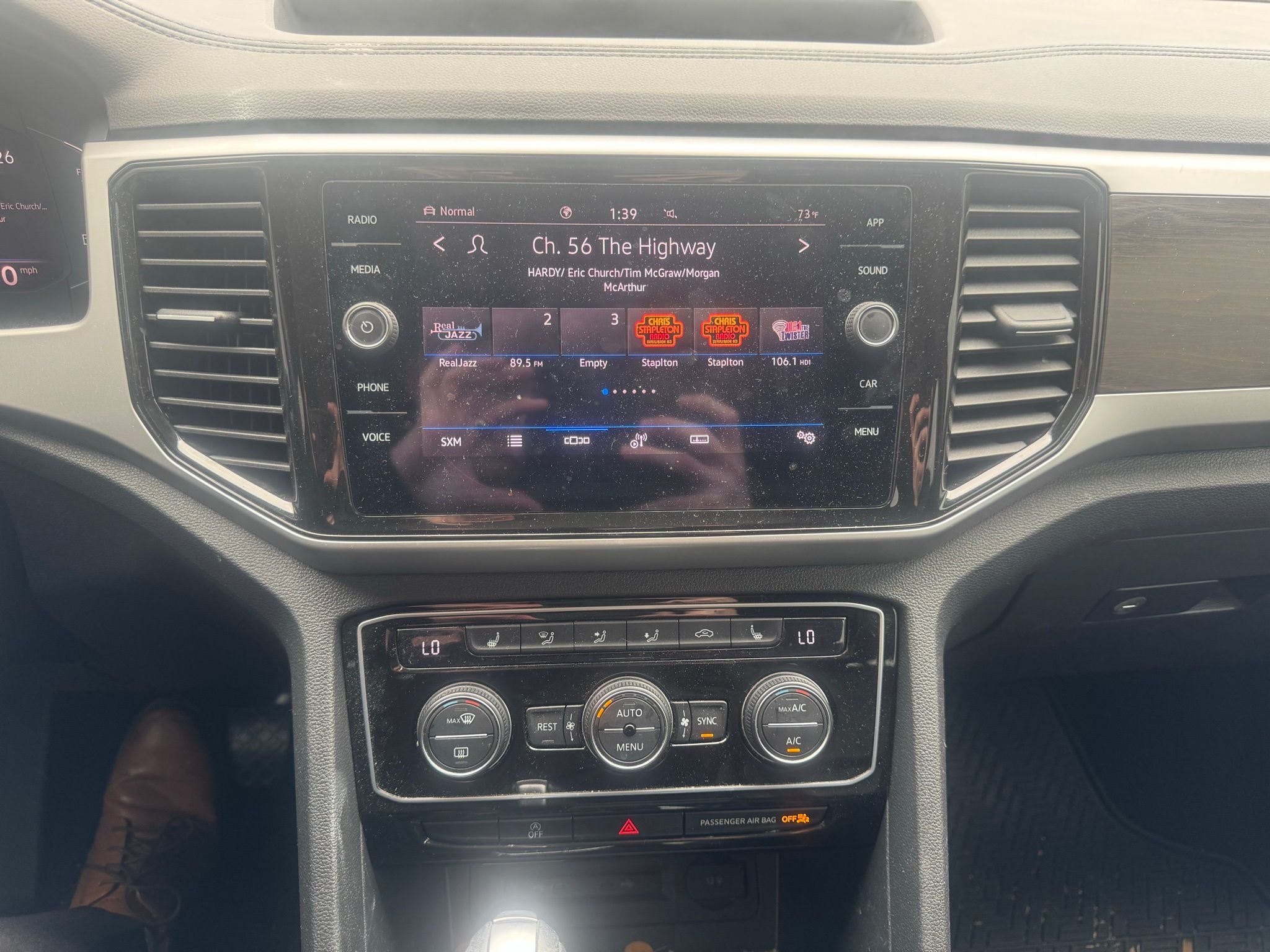 2023 Volkswagen Atlas 3.6L V6 SE w/Technology