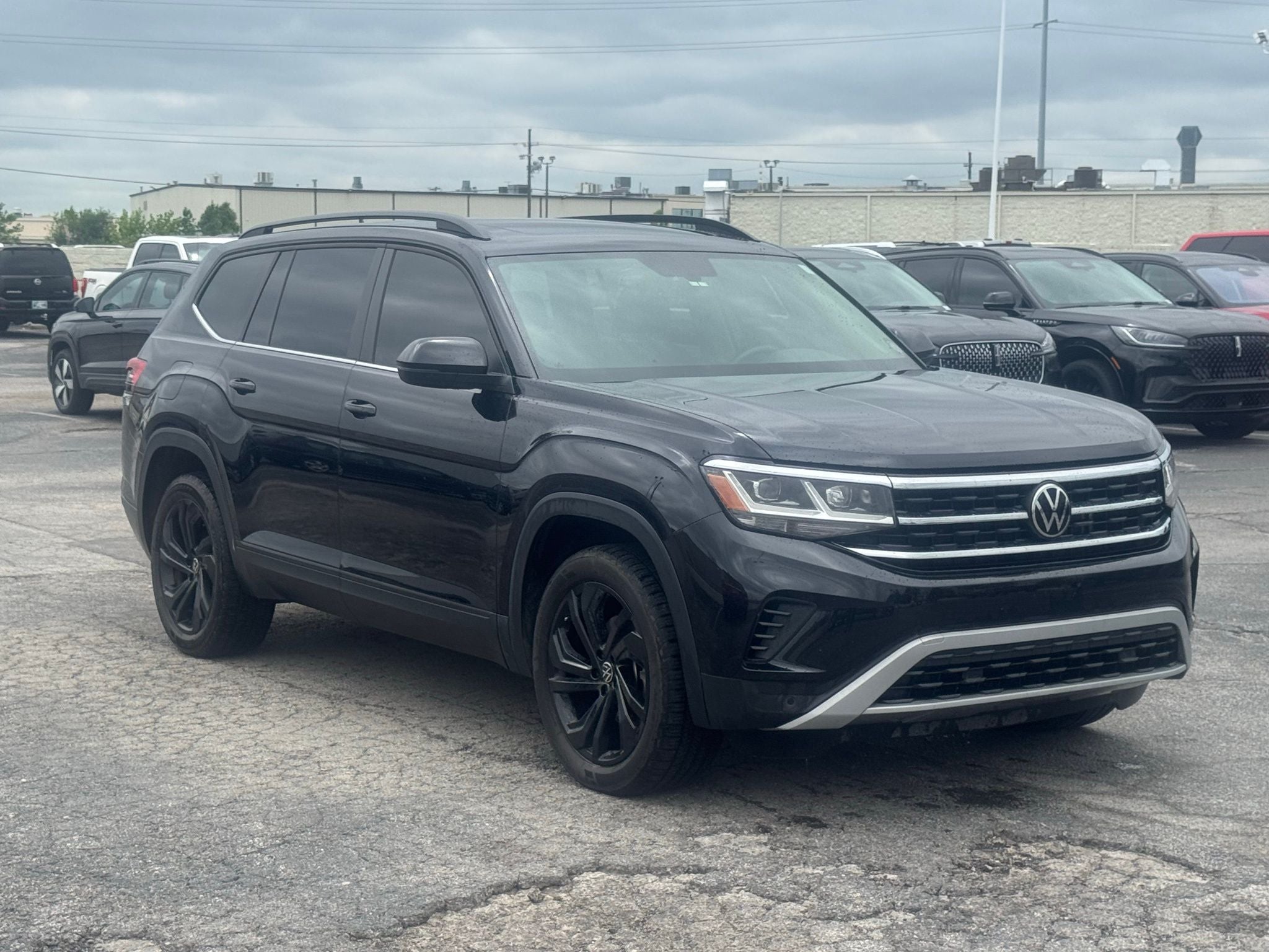 2023 Volkswagen Atlas 3.6L V6 SE w/Technology