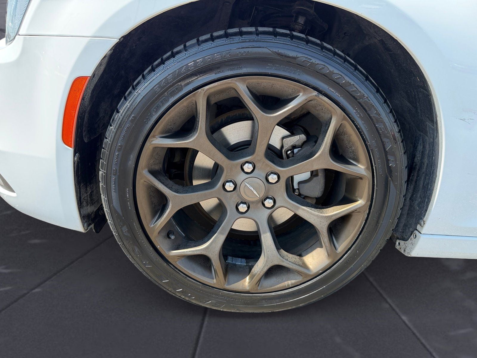 2018 Chrysler 300 S