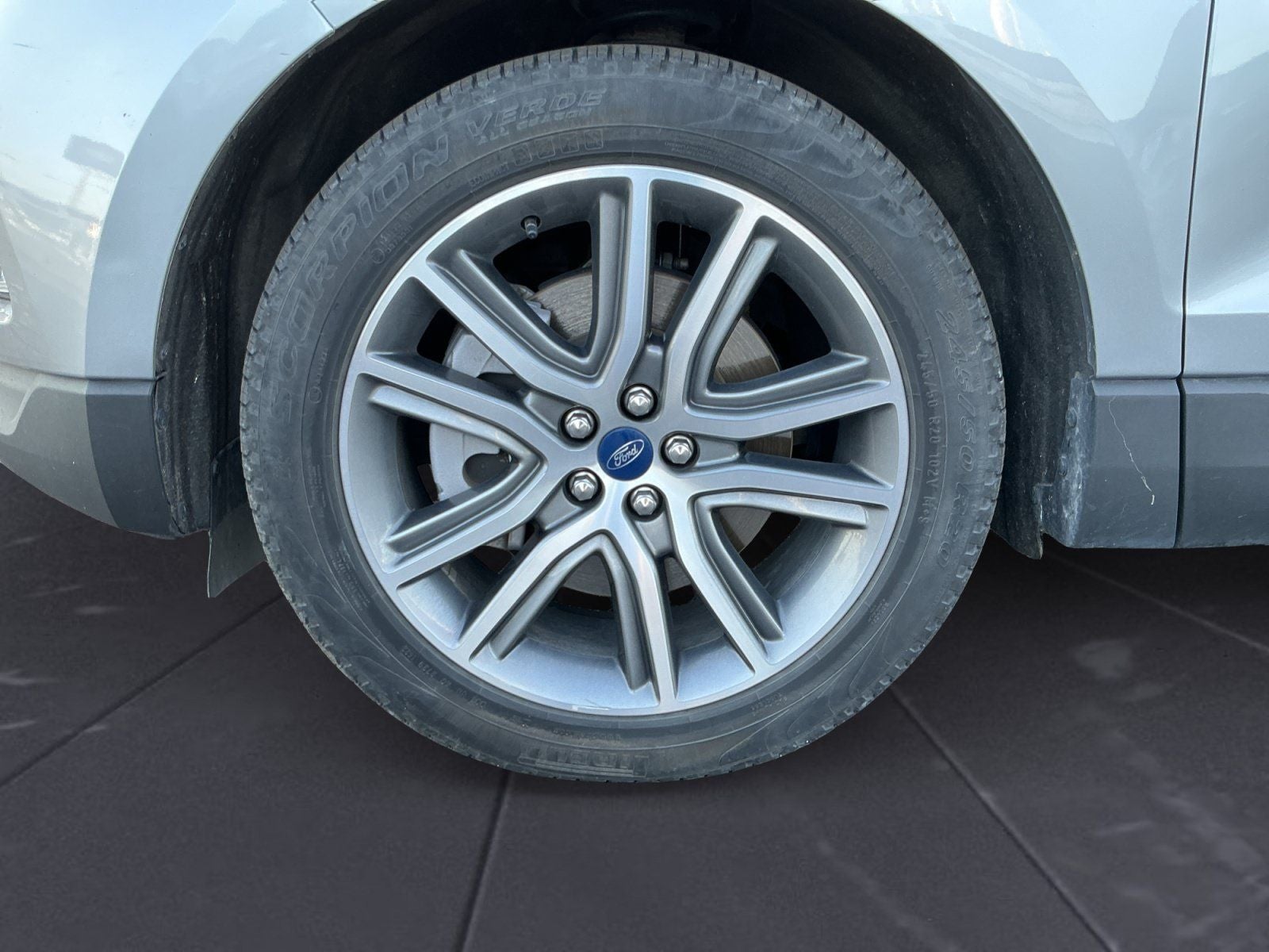 2022 Ford Edge Titanium