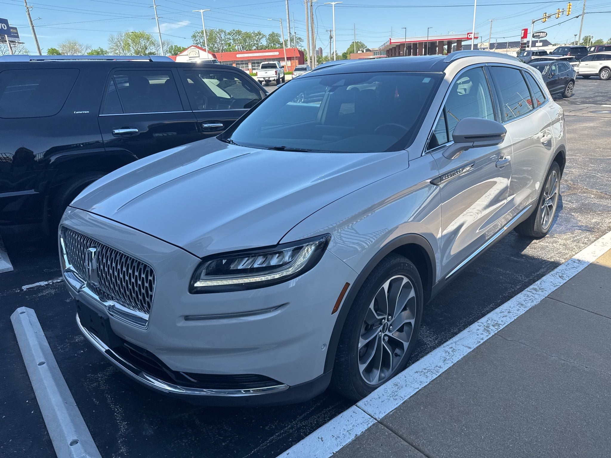 2022 Lincoln Nautilus Reserve