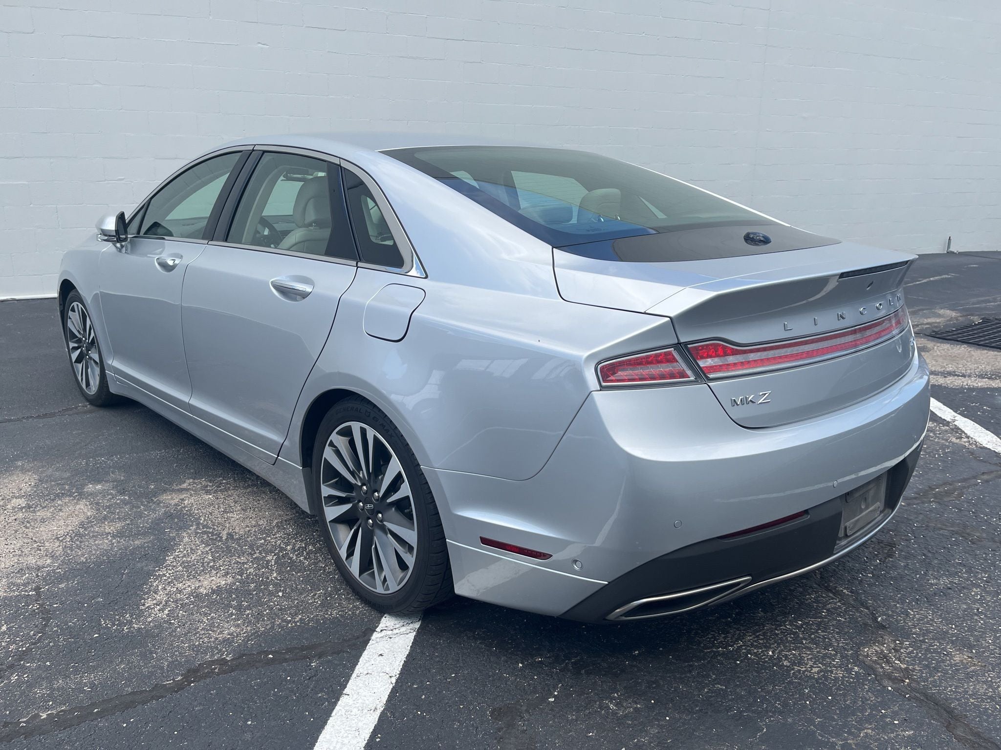2019 Lincoln MKZ Hybrid Reserve II