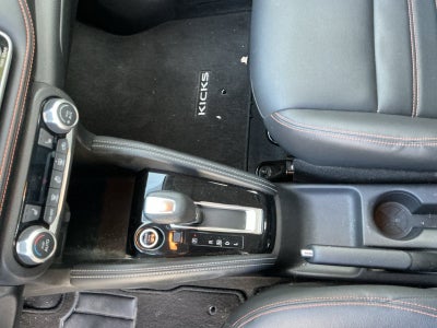 2019 Nissan Kicks SR