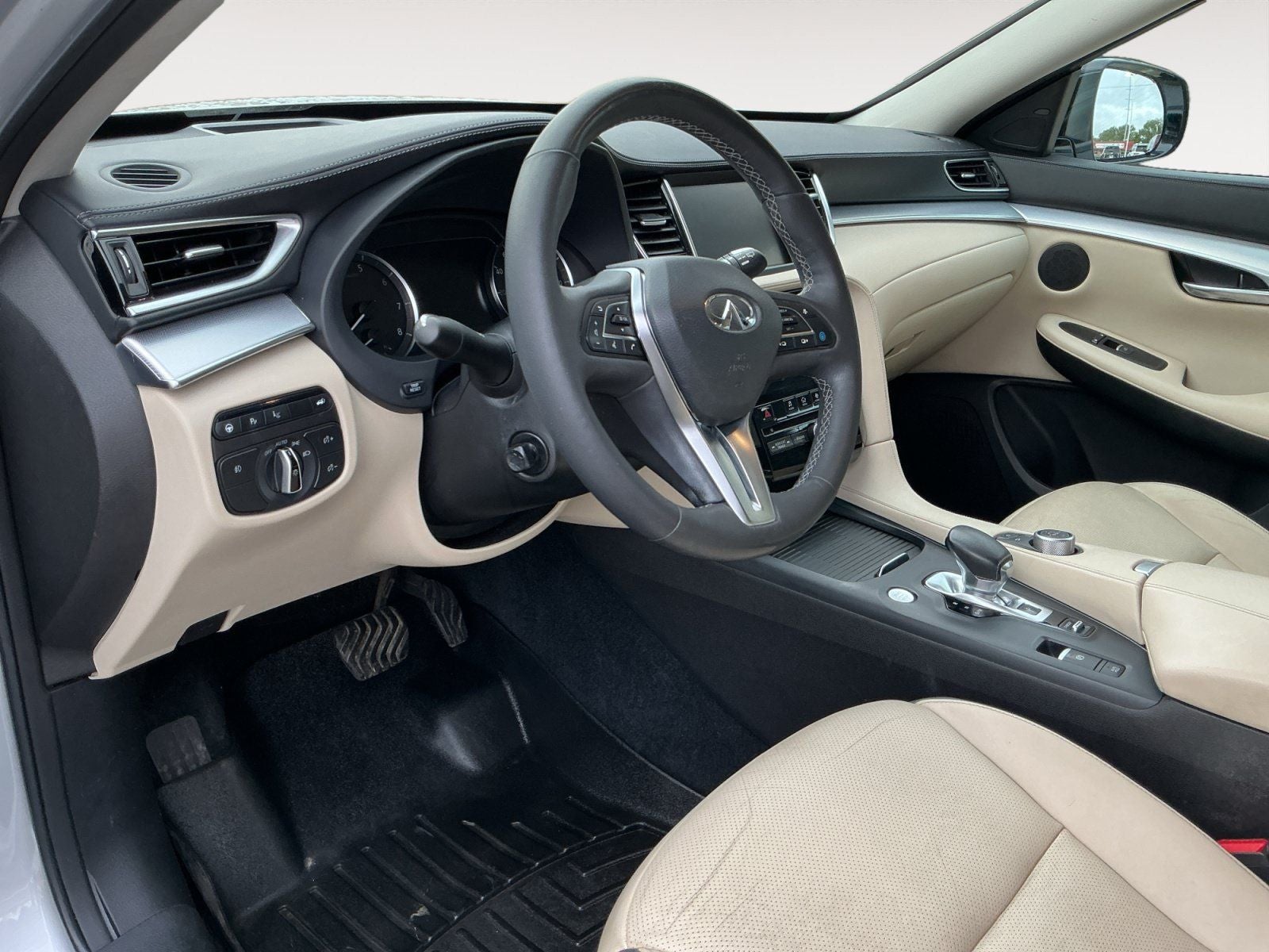 2019 INFINITI QX50 ESSENTIAL
