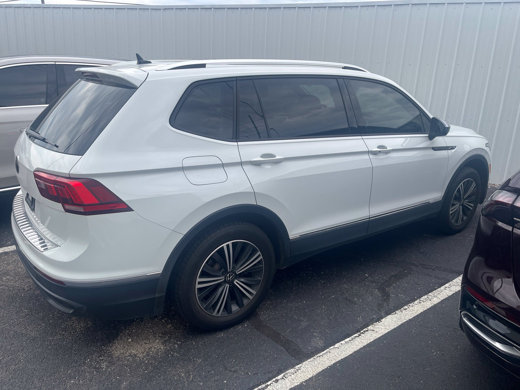 2024 Volkswagen Tiguan 2.0T Wolfsburg Edition