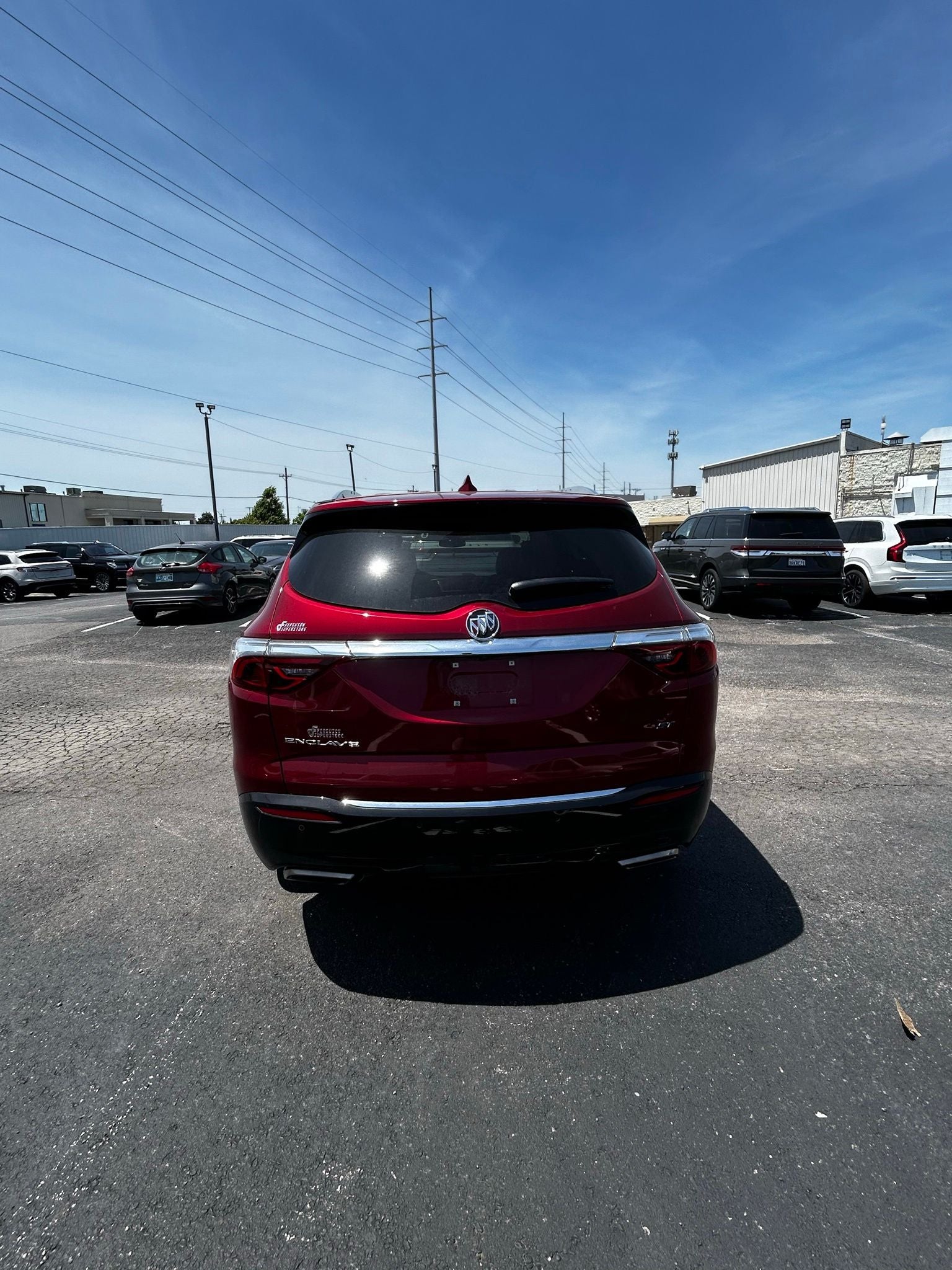 2023 Buick Enclave Essence's photo