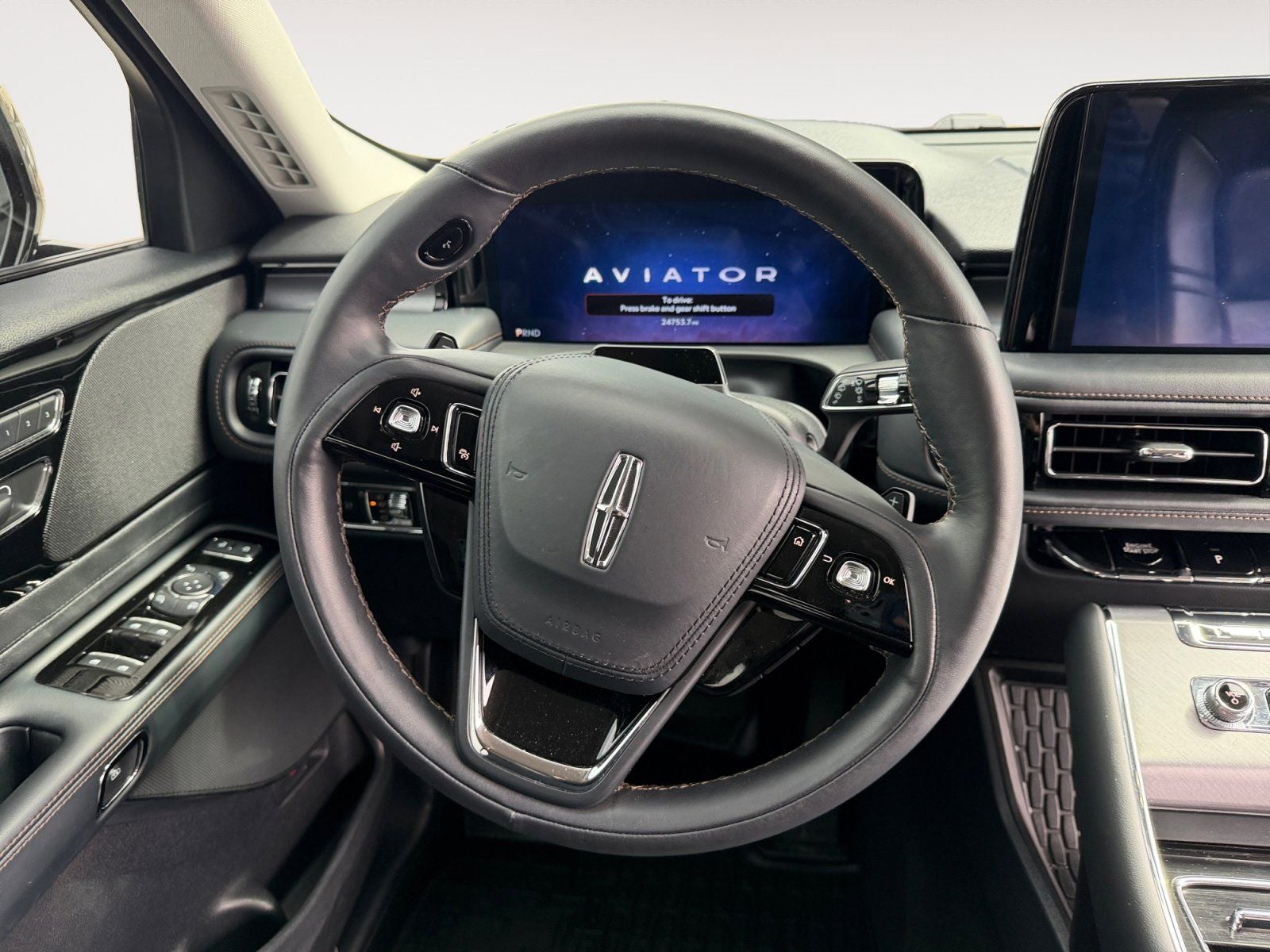 2025 Lincoln Aviator Premiere