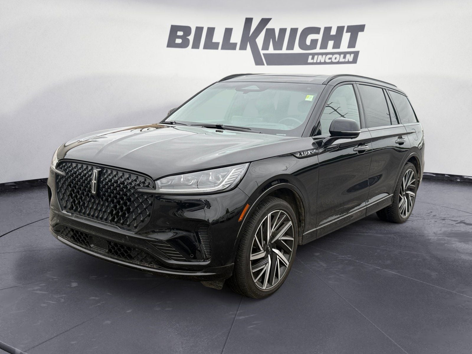 2025 Lincoln Aviator Black Label AWD's photo