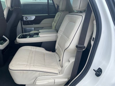 2023 Lincoln Navigator Black Label