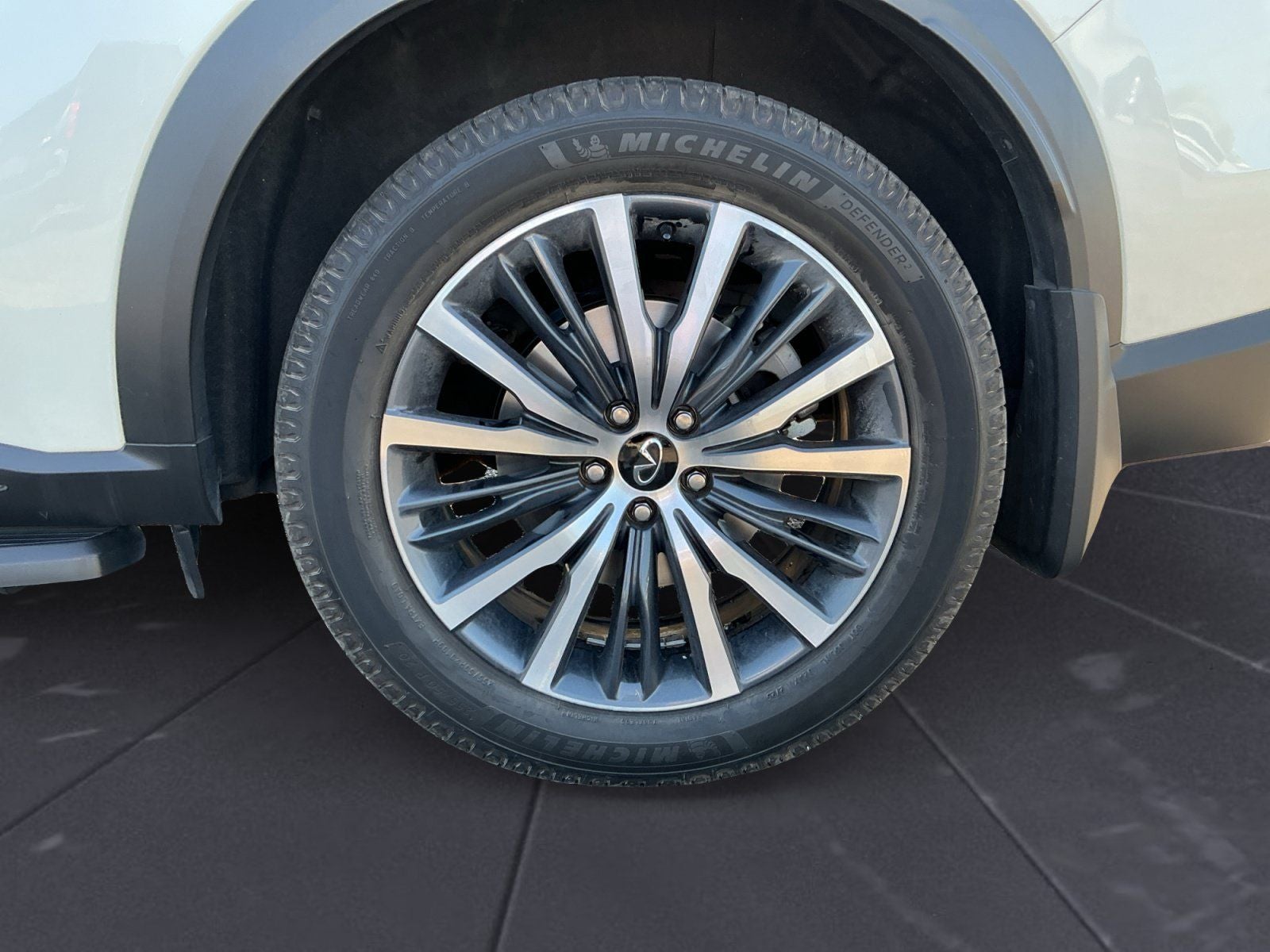 2023 INFINITI QX60 Sensory