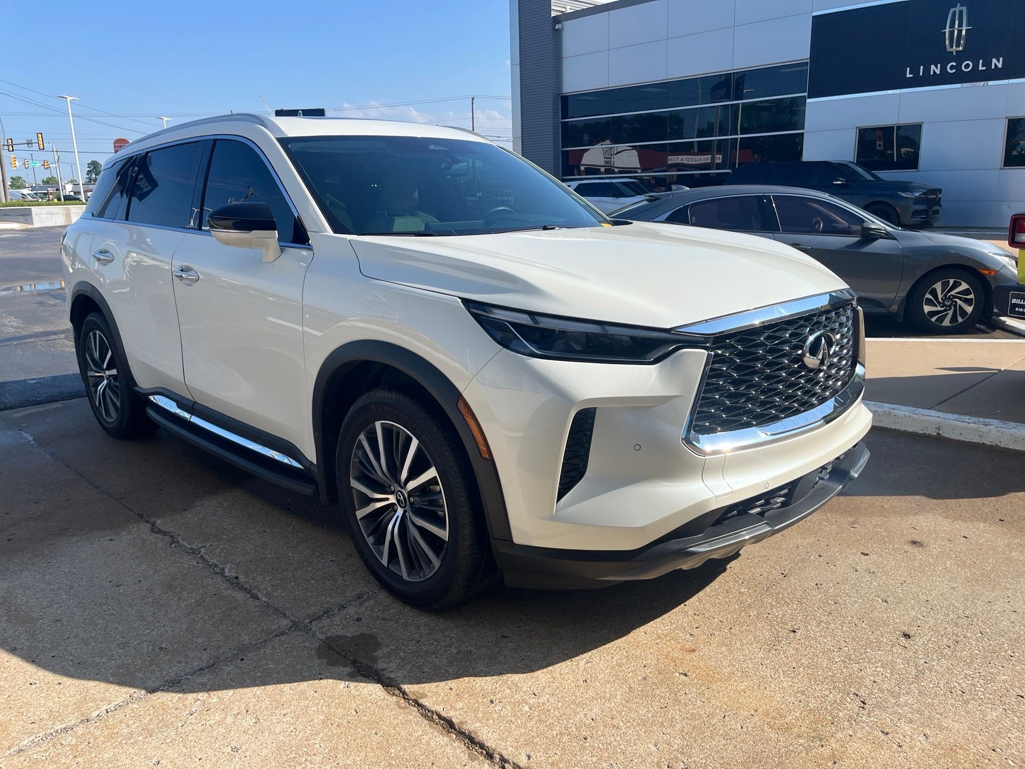 2023 INFINITI QX60 Sensory