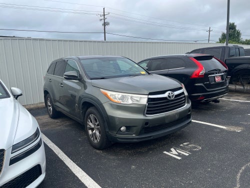 2014 Toyota Highlander LE Plus V6