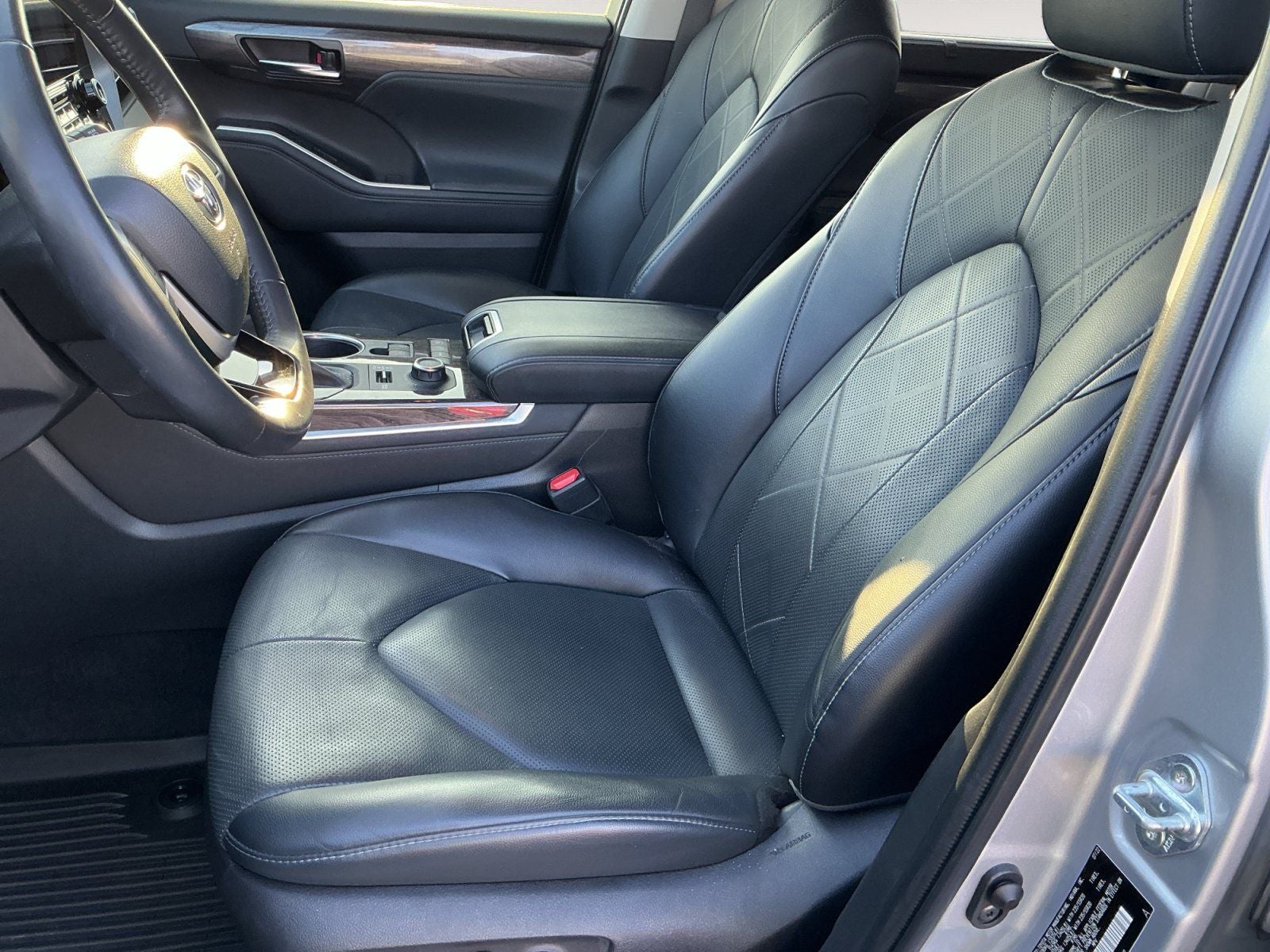 2022 Toyota Highlander Platinum