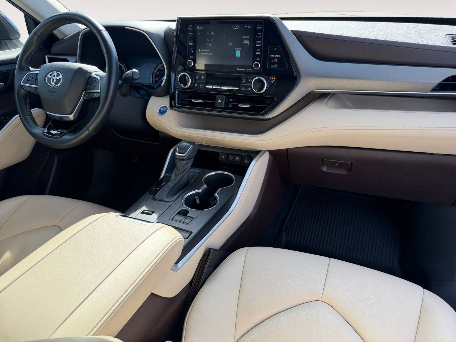 2021 Toyota Highlander Hybrid XLE