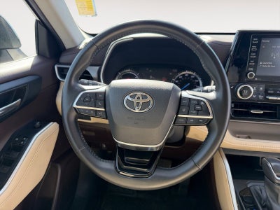 2021 Toyota Highlander Hybrid XLE