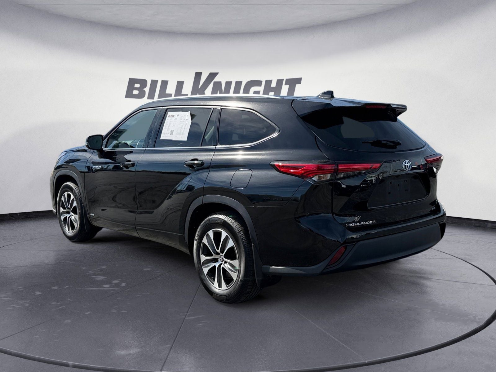 2021 Toyota Highlander Hybrid XLE