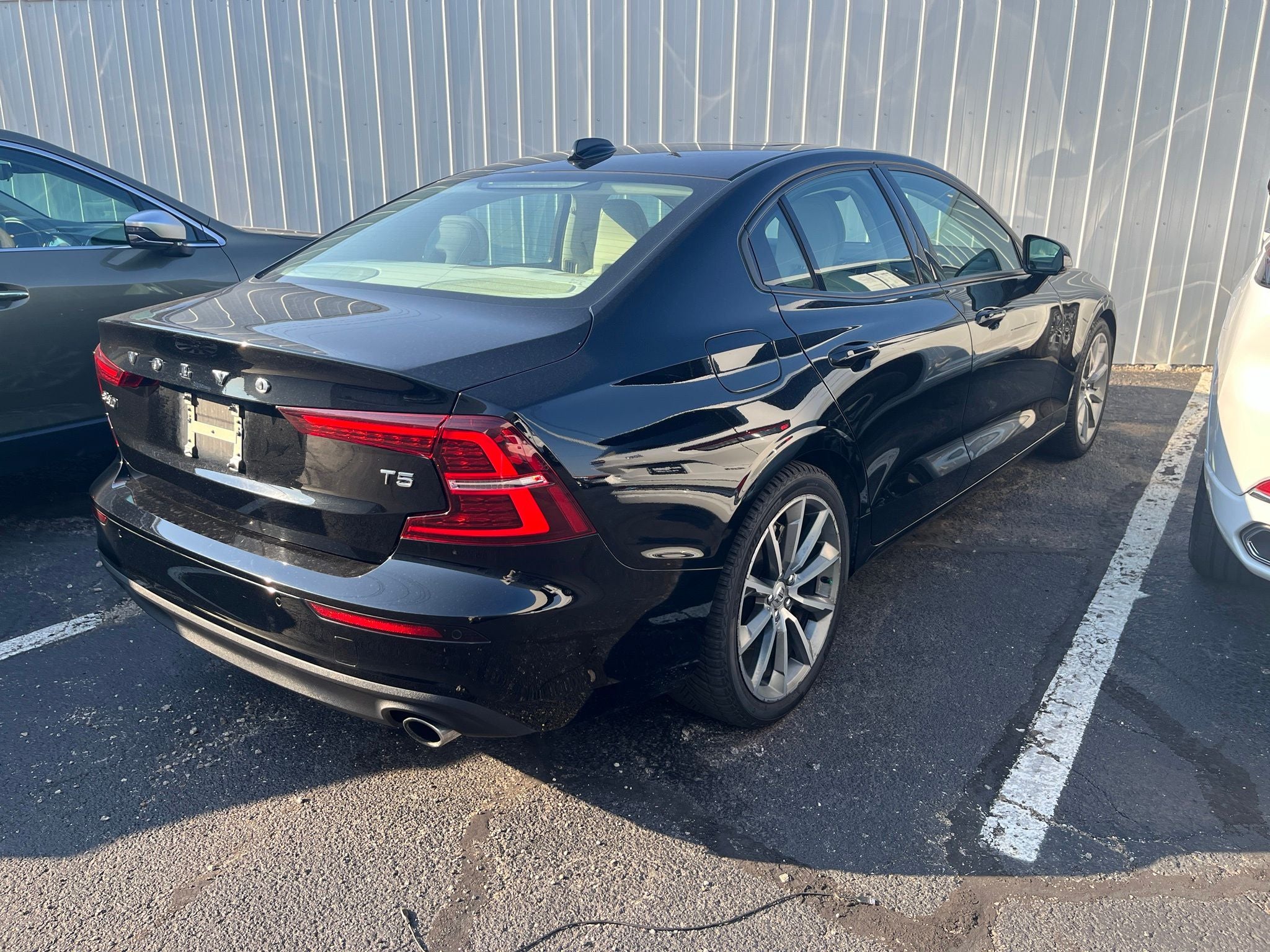 2020 Volvo S60 T5 Momentum