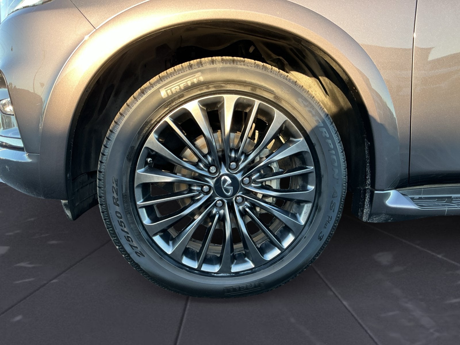 2022 INFINITI QX80 Premium Select