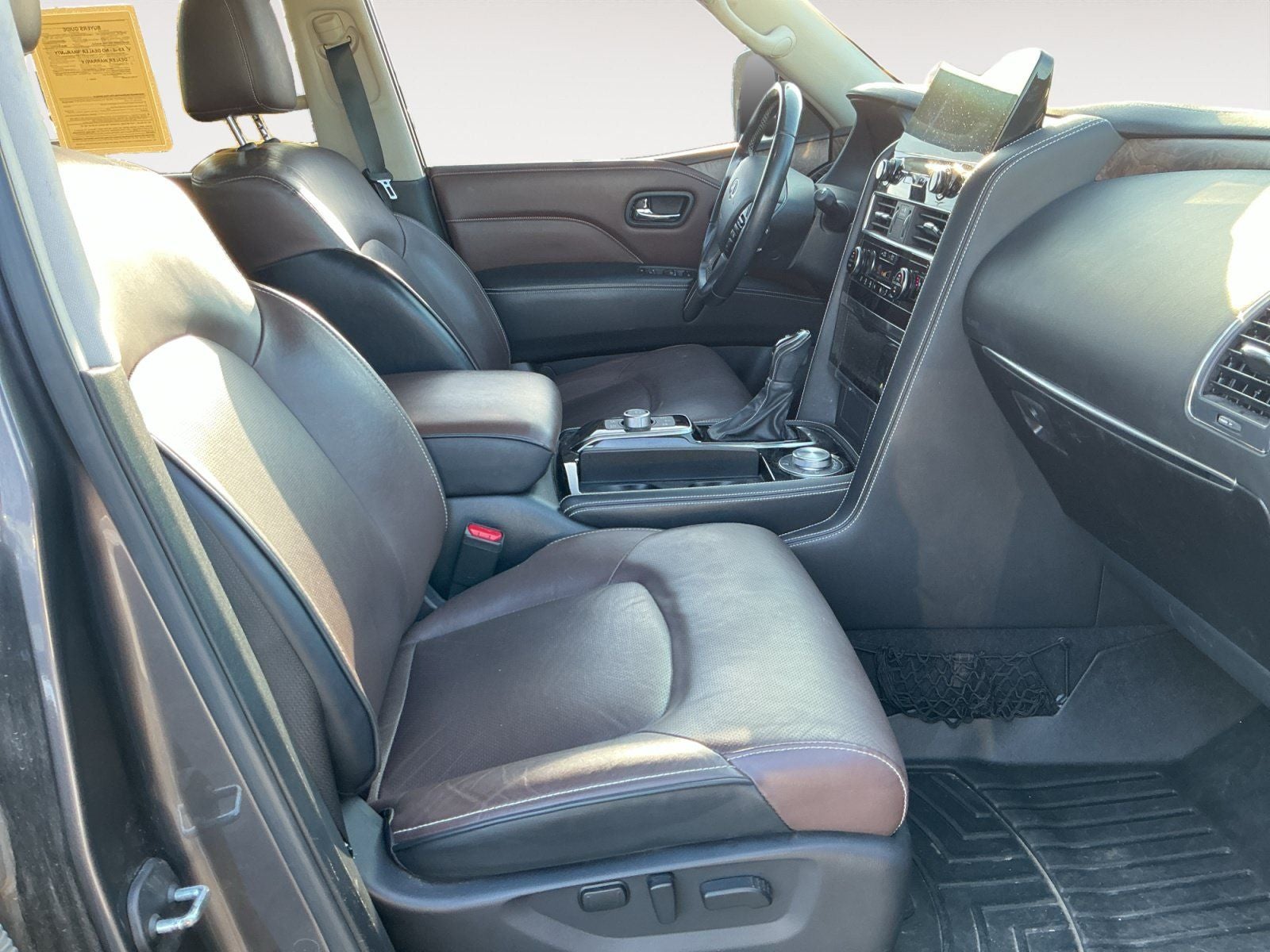 2022 INFINITI QX80 Premium Select