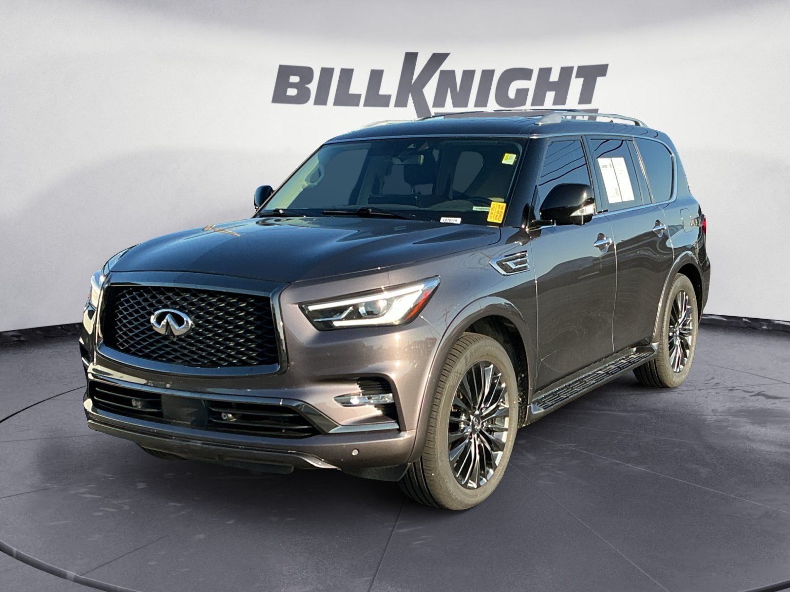 2022 INFINITI QX80 Premium Select