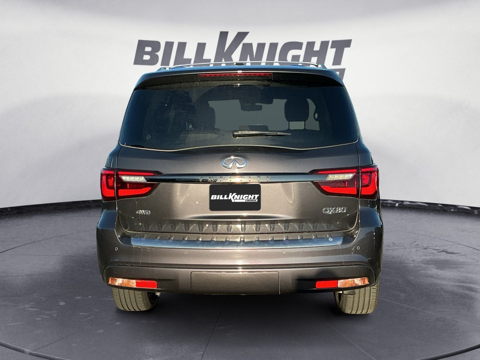 2022 INFINITI QX80 Premium Select