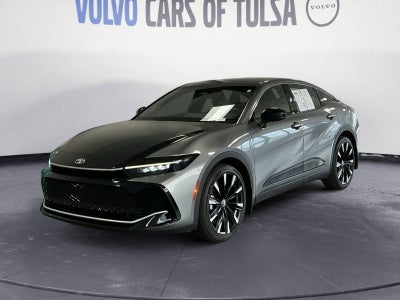 2023 Toyota Crown Platinum